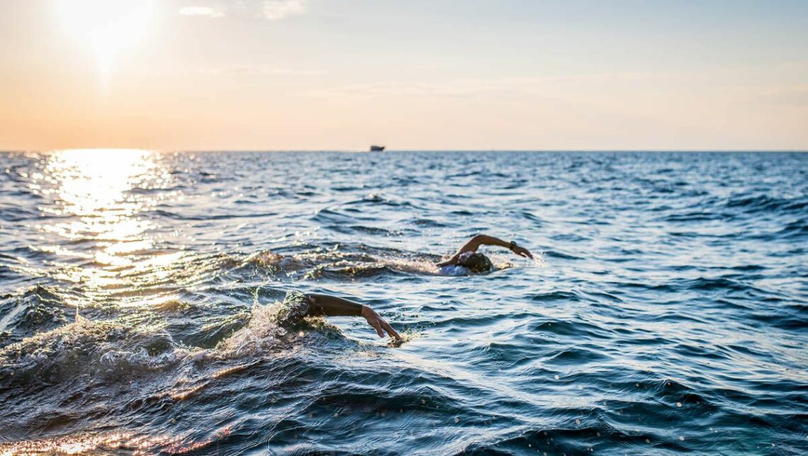 3 aditamentos clave para nadar más rápido en mar abierto